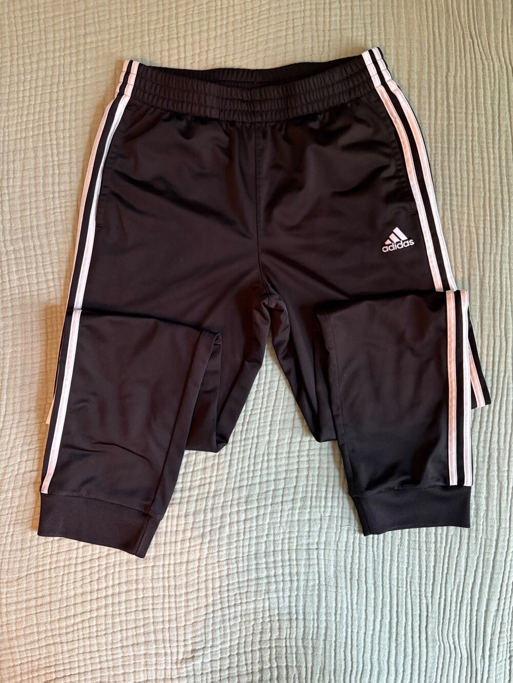 Adidas Girls XL 18/20 Black Pink 3 Stripe Track Pants Joggers Regular Fit